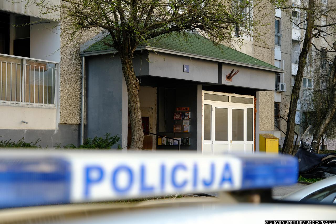 Zagreb: Policijski očevid u zgradi na Vrbanima gdje je pronađeno tijelo žene