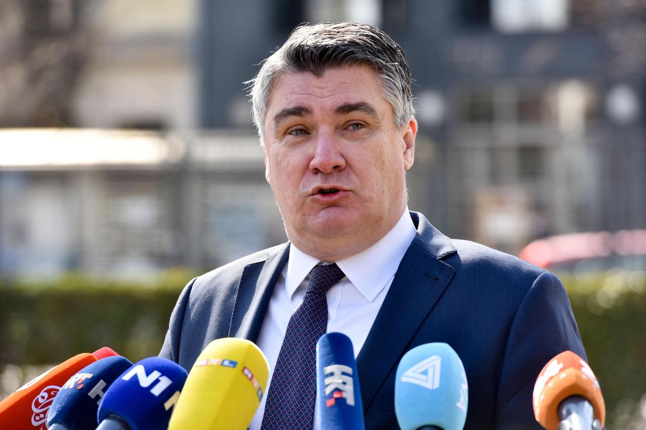 Zagreb: Predsjednik Milanović dao je izjavu medijima nakon obilaska izložbe "Žene i tehnika"