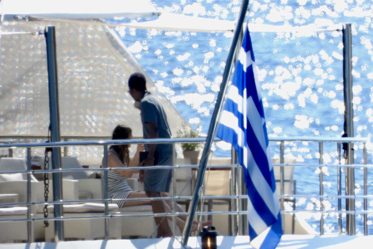 EKSKLUZIVNO Glumica Lake Bell u suzama napustila društvo, Chris Rock ju je tješio