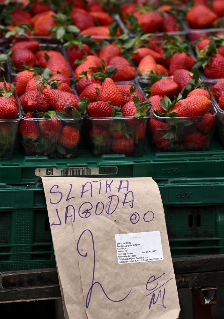 Cijena se kreće se od 1,5 eura po mjerici do 3 eura po mjerici. 