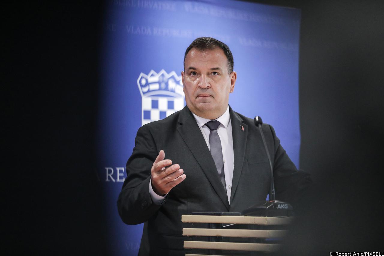 Beroš: Uvođenjem COVID potvrda spriječena je zaraza više od 36 000 ljudi