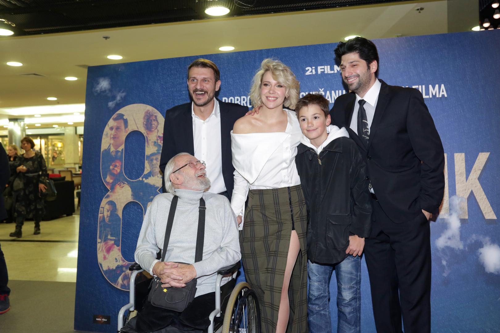 Film "Osmi povjerenik" u utorka navečer premijerno je prikazan u Zagrebu i oduševio je publiku.