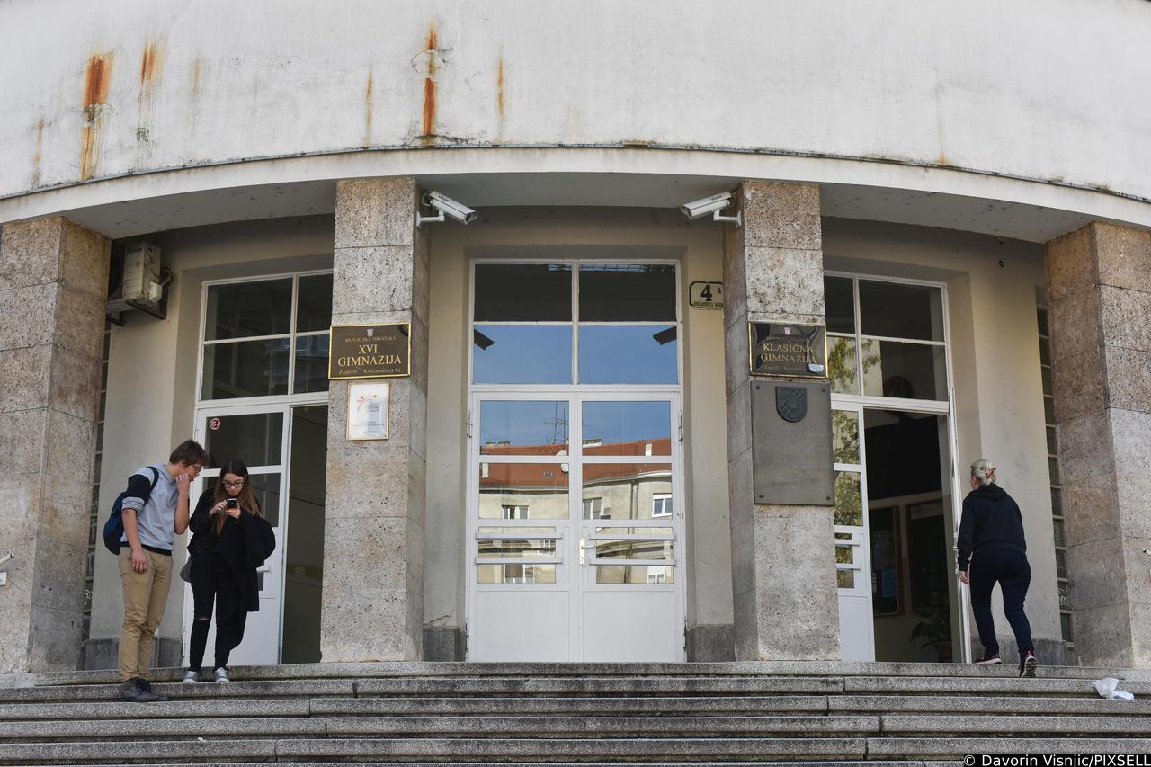 Zagreb: Klasi?na i XVI. gimnazija u Križani?evoj ulici