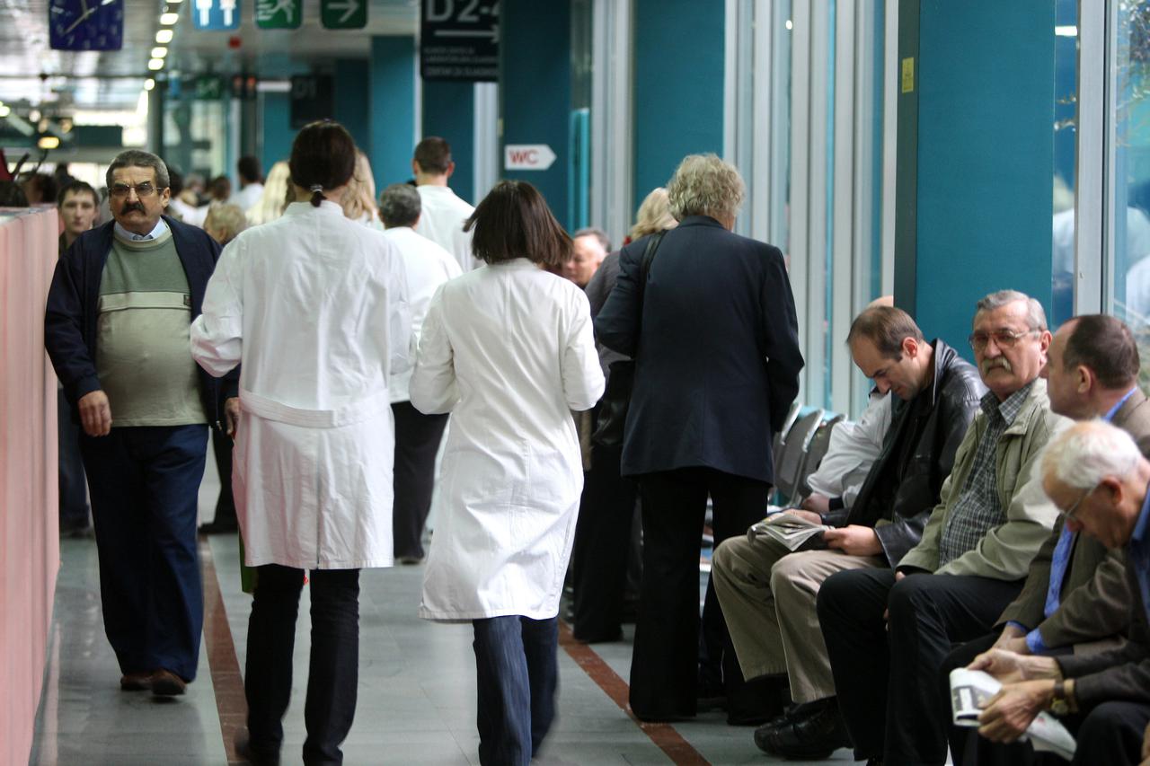 11.11.2008., Zagreb - Ilustracija na temu guzvi u bolnicama i dugog cekanja na pretrage. Klinicka bolnica Dubrava. Photo: Davor Puklavec/24sata