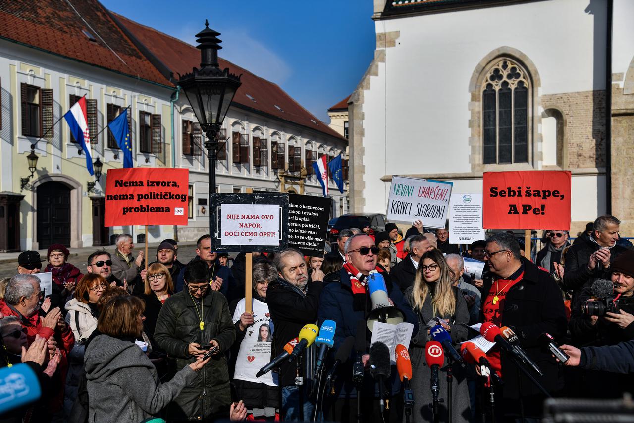 Prosvjed Hrvatskog novinarskog društva protiv tzv. Zakona opasnih namjera