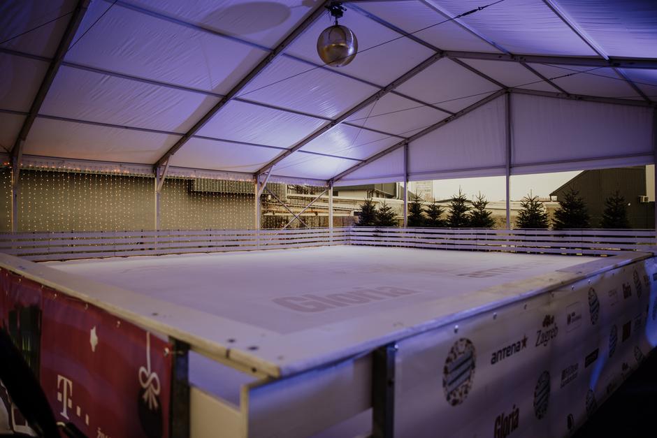 Čaroban Advent Winter Garden na Radničkoj!