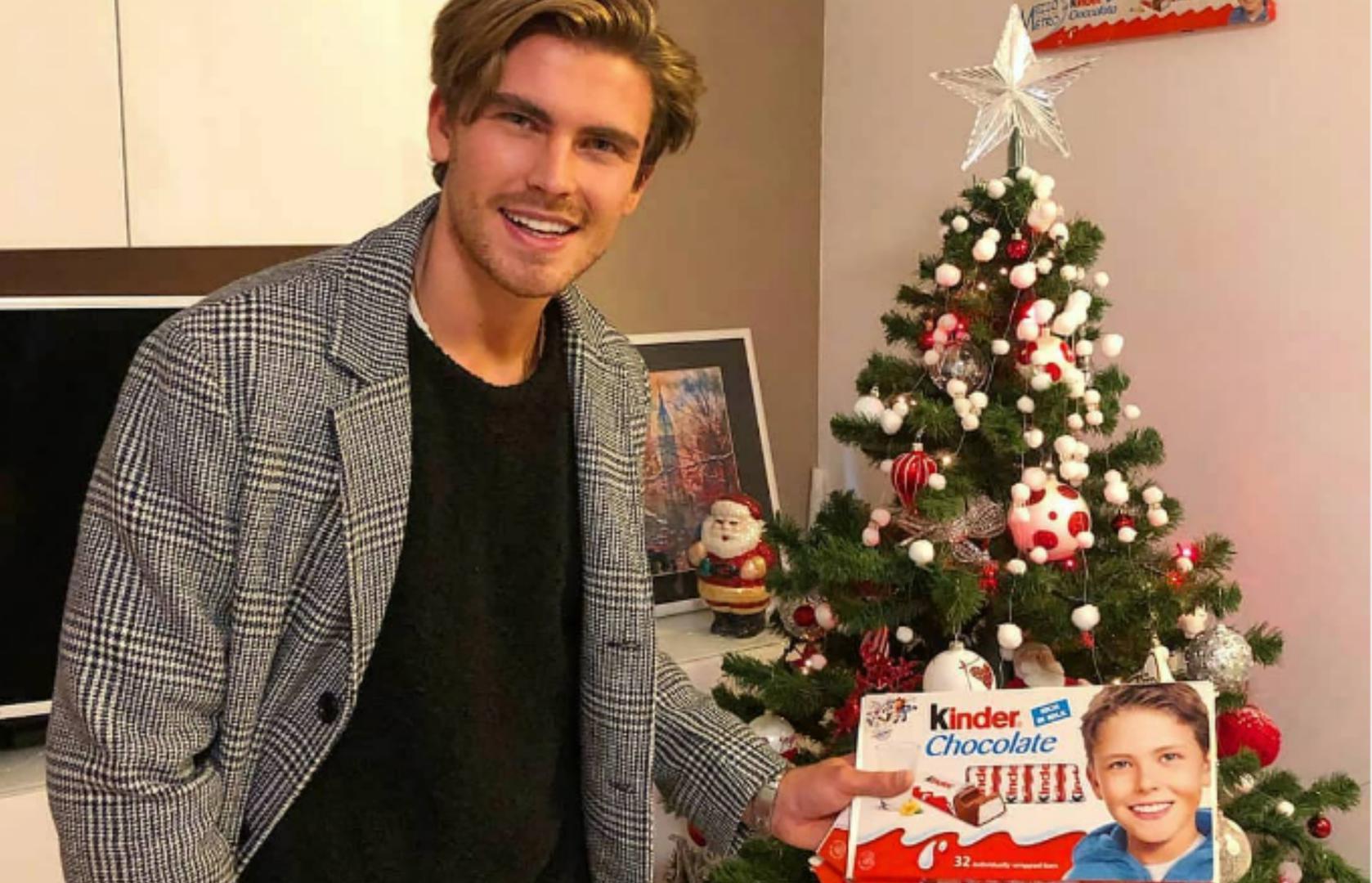 Situacija je postala još ozbiljnija kada je počela negativno utjecati na njegovu karijeru modela, potkopavajući njegovu vjerodostojnost u drugim marketinškim kampanjama. Upravo je to bila kap koja je prelila čašu i natjerala ga da javno istupi kako bi zaštitio svoj teško stečeni profesionalni integritet. Da bi stao na kraj svim lažima, Farneti je na svojoj Facebook stranici podijelio i video intervjua koji je snimio za Kinder Cioccolato, gdje se prisjetio svog iskustva.