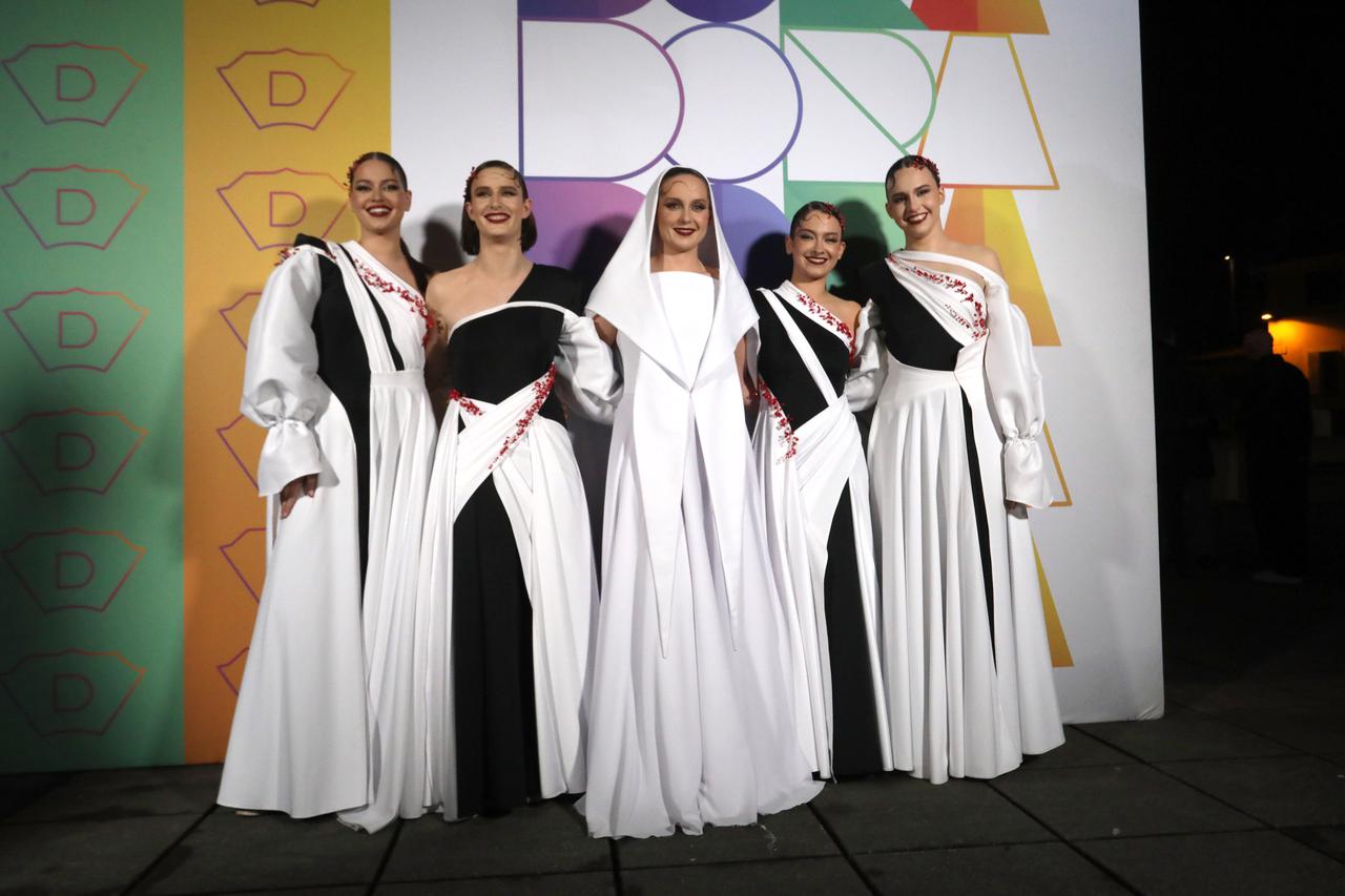 Opatija: Prva polufinalna večer Dore