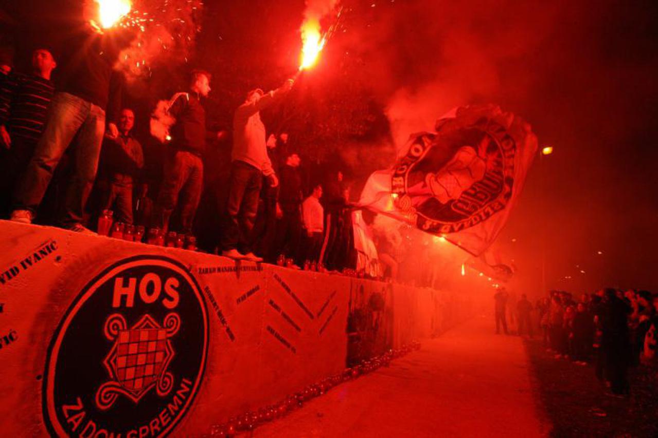 Split baklje svijeće (1)