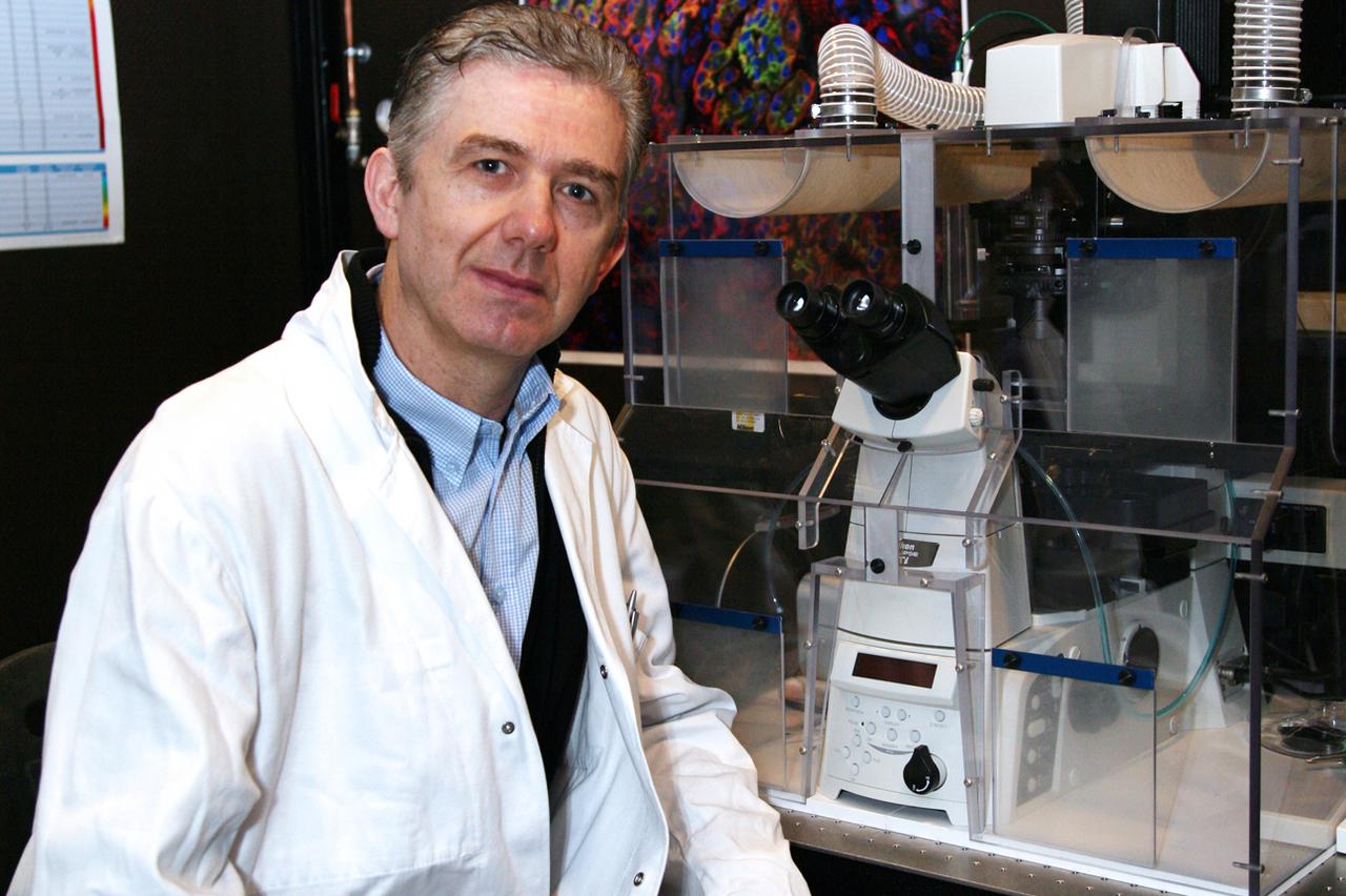Doktor Zdenko Herceg molekularni je biolog i genetičar na Međunarodnom institutu za istraživanje raka u Lyonu, gdje vodi laboratorij za epigenetiku te Odjel za molekularne mehanizme razvoja karcinoma.