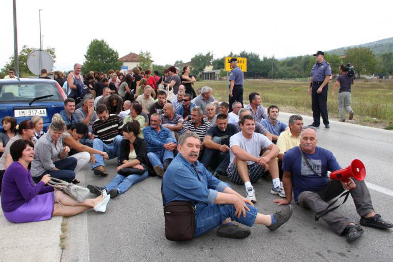 prosvjed, matijašević, vodoprivreda, trimot, vinjani donji (1)