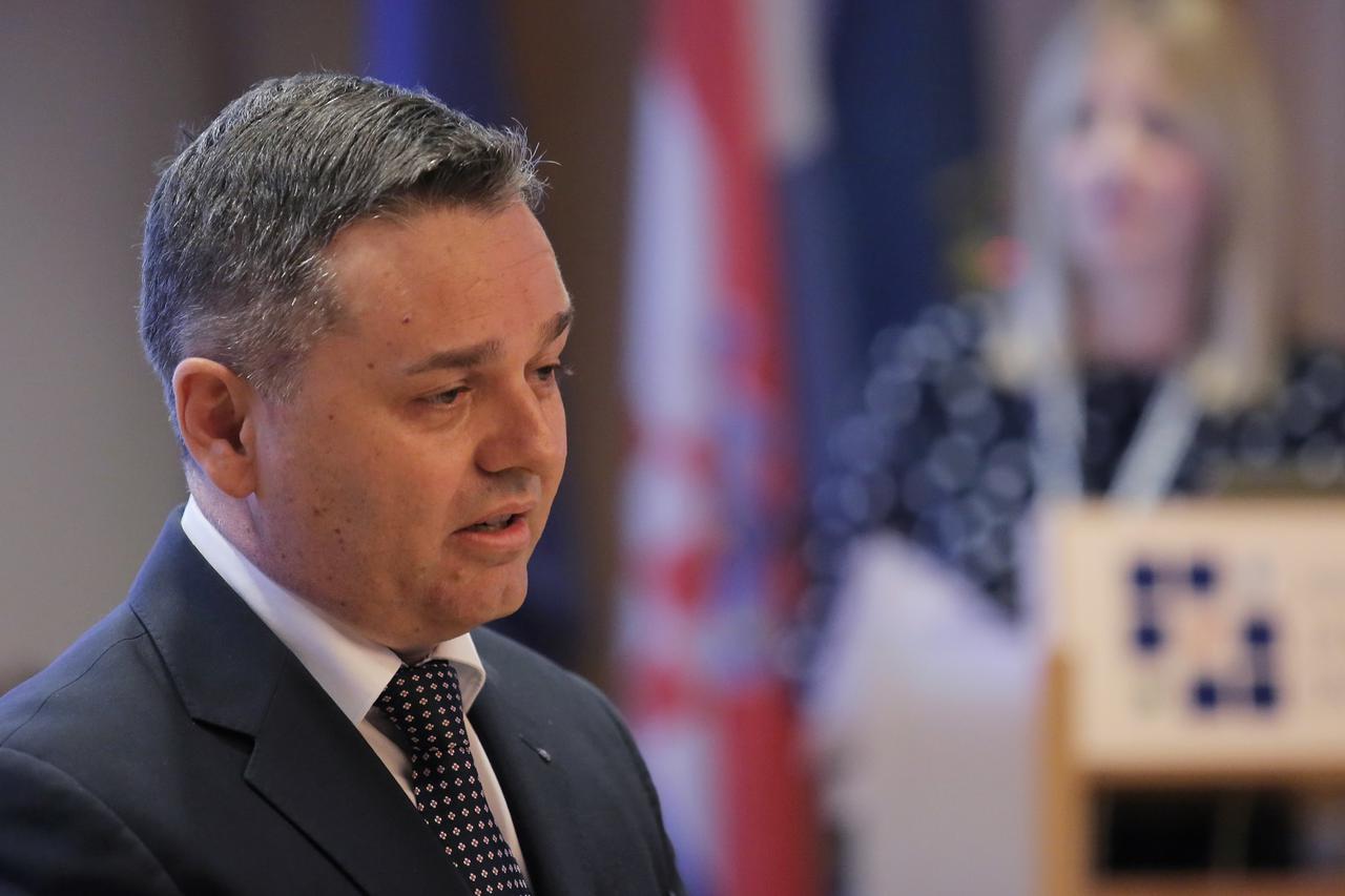 Prof. dr. sc. Krešimir Rotim