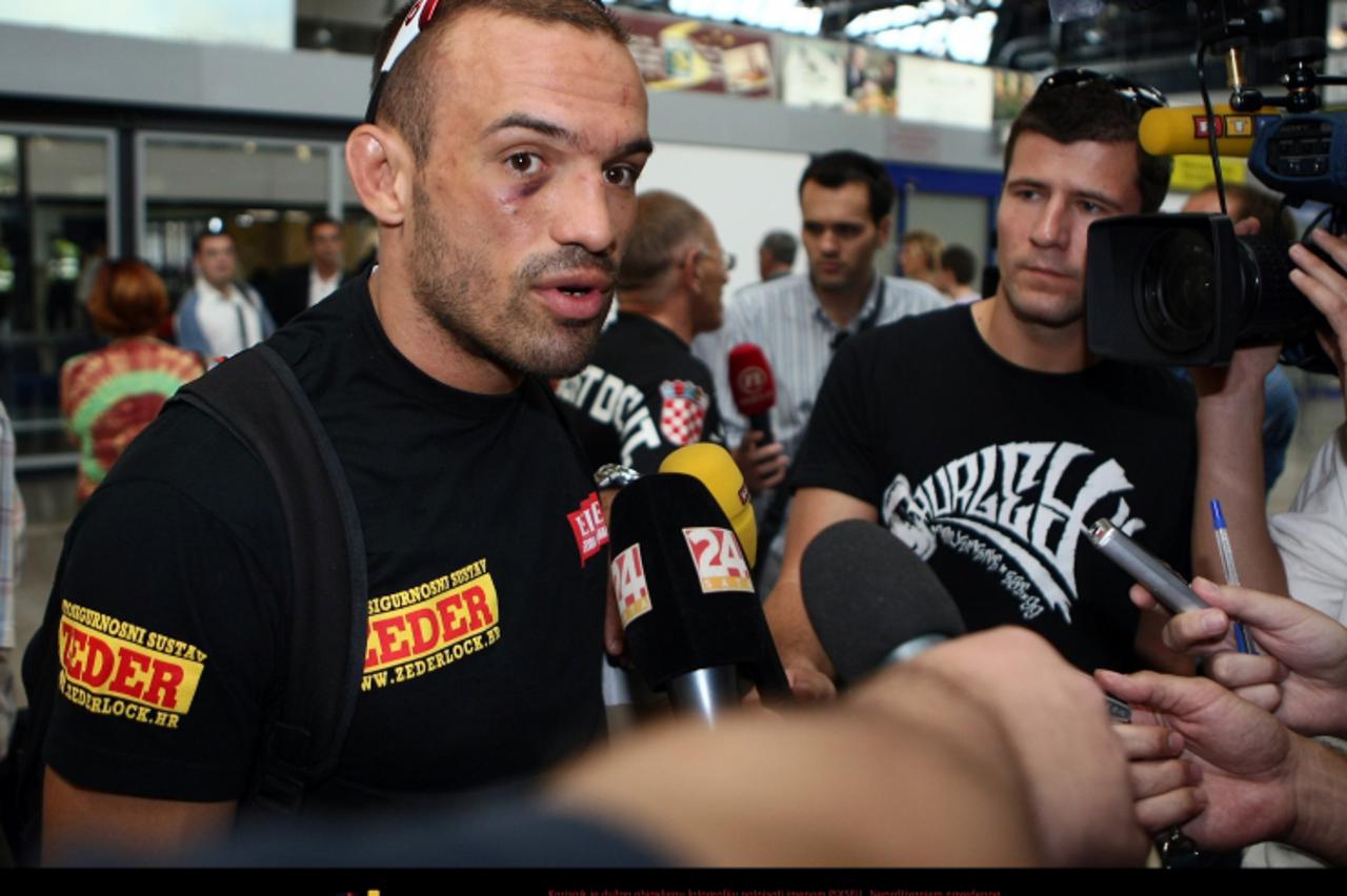 '21.09.2009., Zagreb - Povratak Mirka Filipovica sa UFC 103 turnira u Zagreb. Suborac i sparing partner Igor Pokrajac.  Photo: Jurica Galoic/24sata'