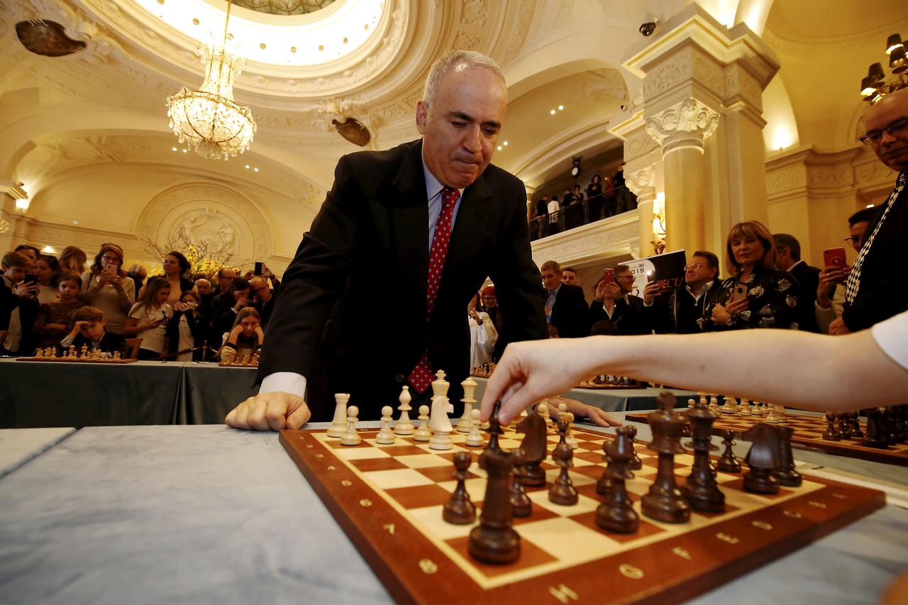 Exclusif - Gary Kasparov participe à la 1ère cérémonie européenne des "Chess Awards" à Monaco
