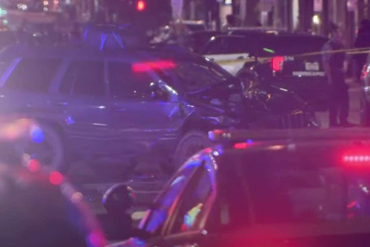 Minneapolis - autom se zabio u prosvjednike
