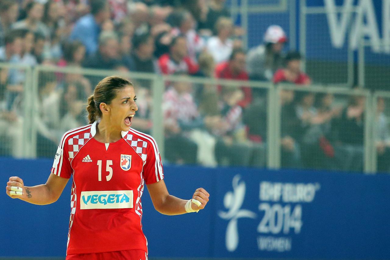 Andrea Penezić
