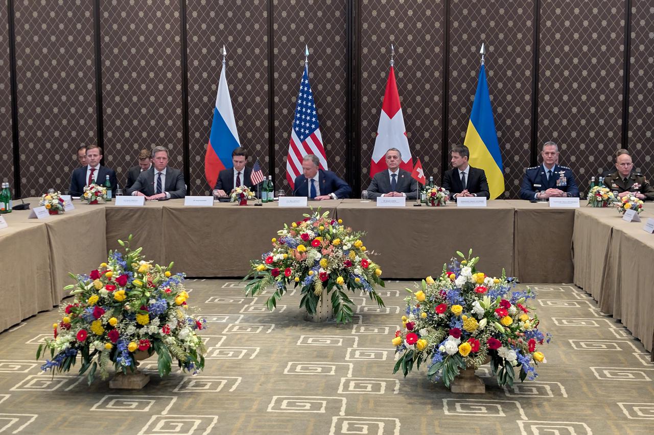 Trilateral Ukraine, Russia and U.S. peace talks in Geneva