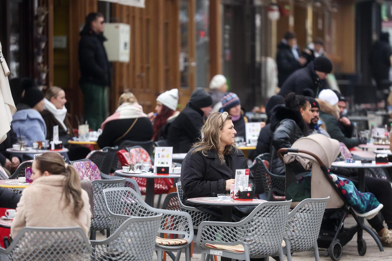Veliki broj turista u Sarajevu uoči dočeka Nove godine