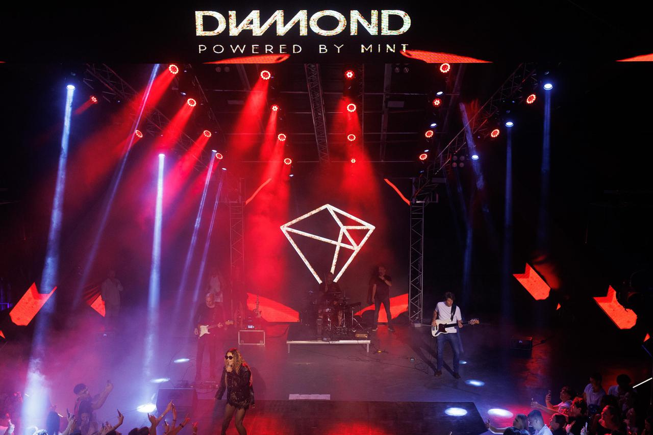 Ana Nikolić održala je koncert u klubu Diamond na Krku