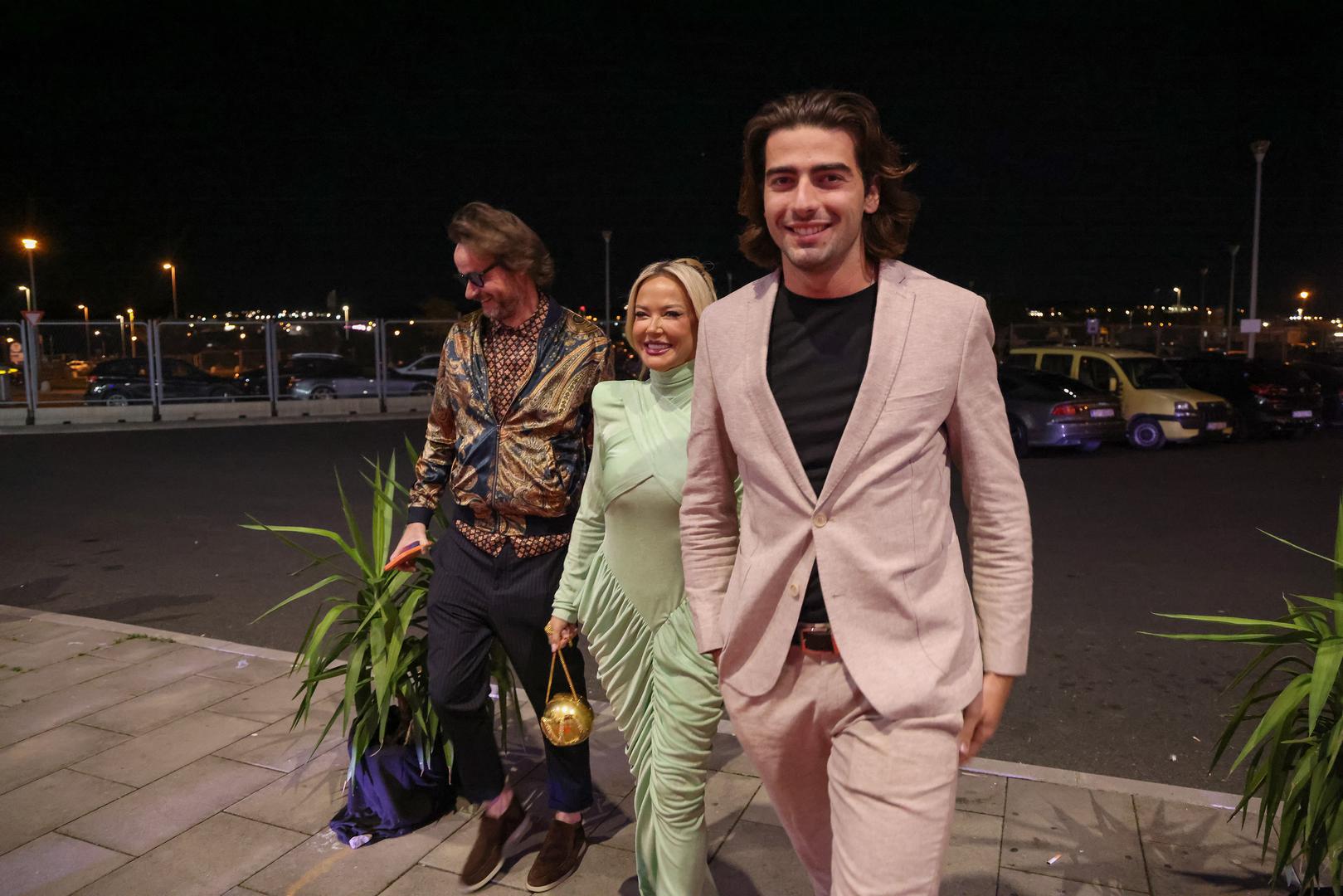 Ovaj put fotografi su ih snimili na jednoj modnoj reviji u Zadru. Sjedili su zajedno na reviji i družili se te su izgledali jako blisko.