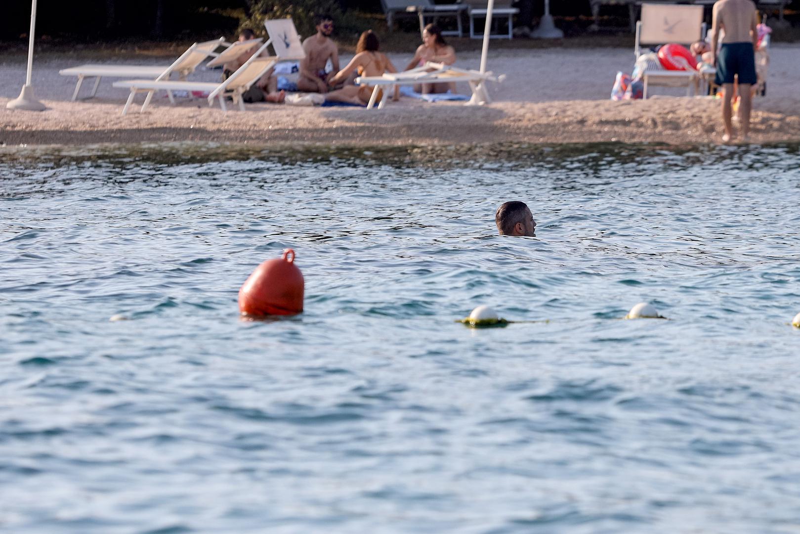 18.07.2024., Petrčane - Arijan Ademi odmara na plazi u Punta Skali Photo: Sime Zelic/PIXSELL
