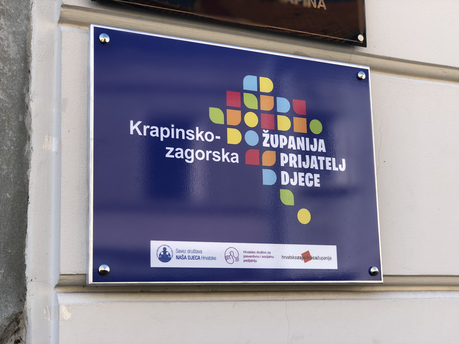 Otkrivena ploča ‘Županija prijatelj djece’