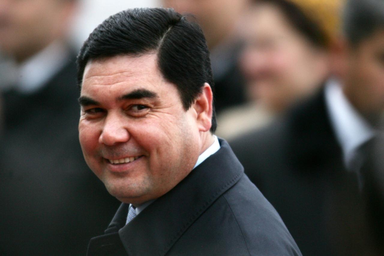 \'(FILES) This file photo taken on March 24, 2009 shows Turkmen President Gurbanguly Berdymukhamedov smiling upon his arrival in Moscow on March 24, 2009. Turkmenistan on February 12, 2012 voted in pr
