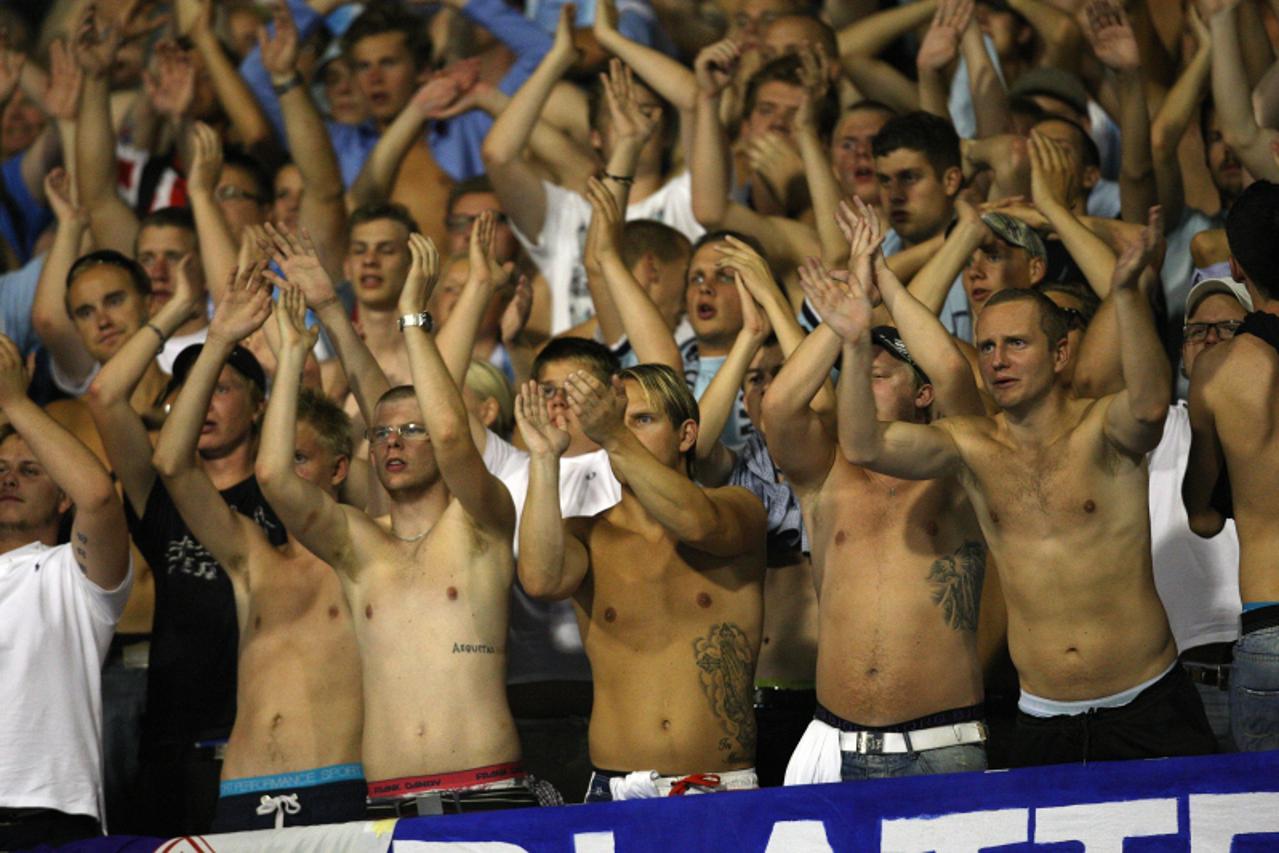 '17.08.2011.,stadion na Maksimiru,Zagreb - Prva utakmica play-offa Lige prvaka. GNK Dinamo - FF Malmo. Navijaci Malmea. Photo: Slavko Midzor/PIXSELL'