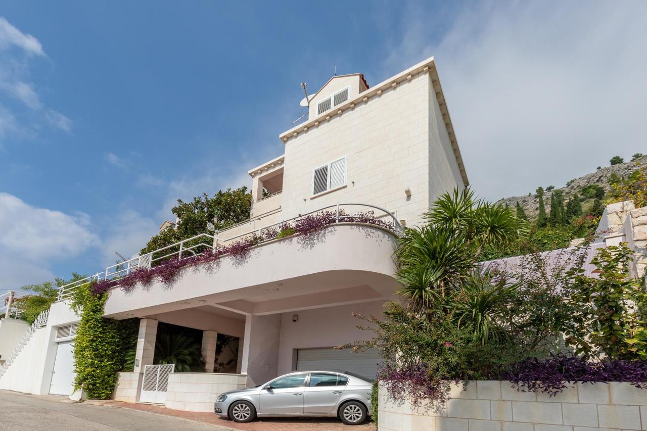 Obiteljska kuća Dubravke Šuice u Dubrovniku