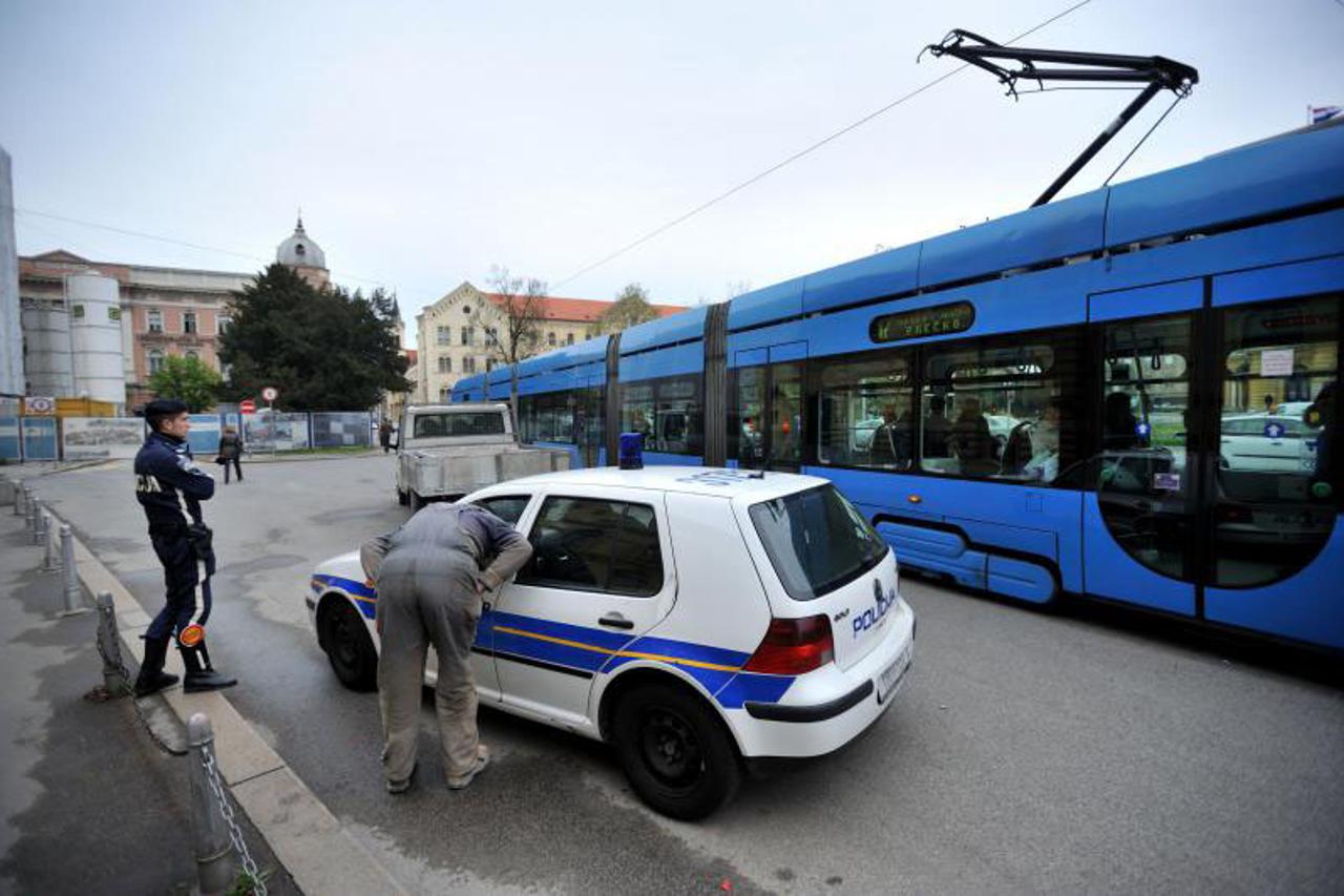 sudar tramvaja i teretnjaka (1)