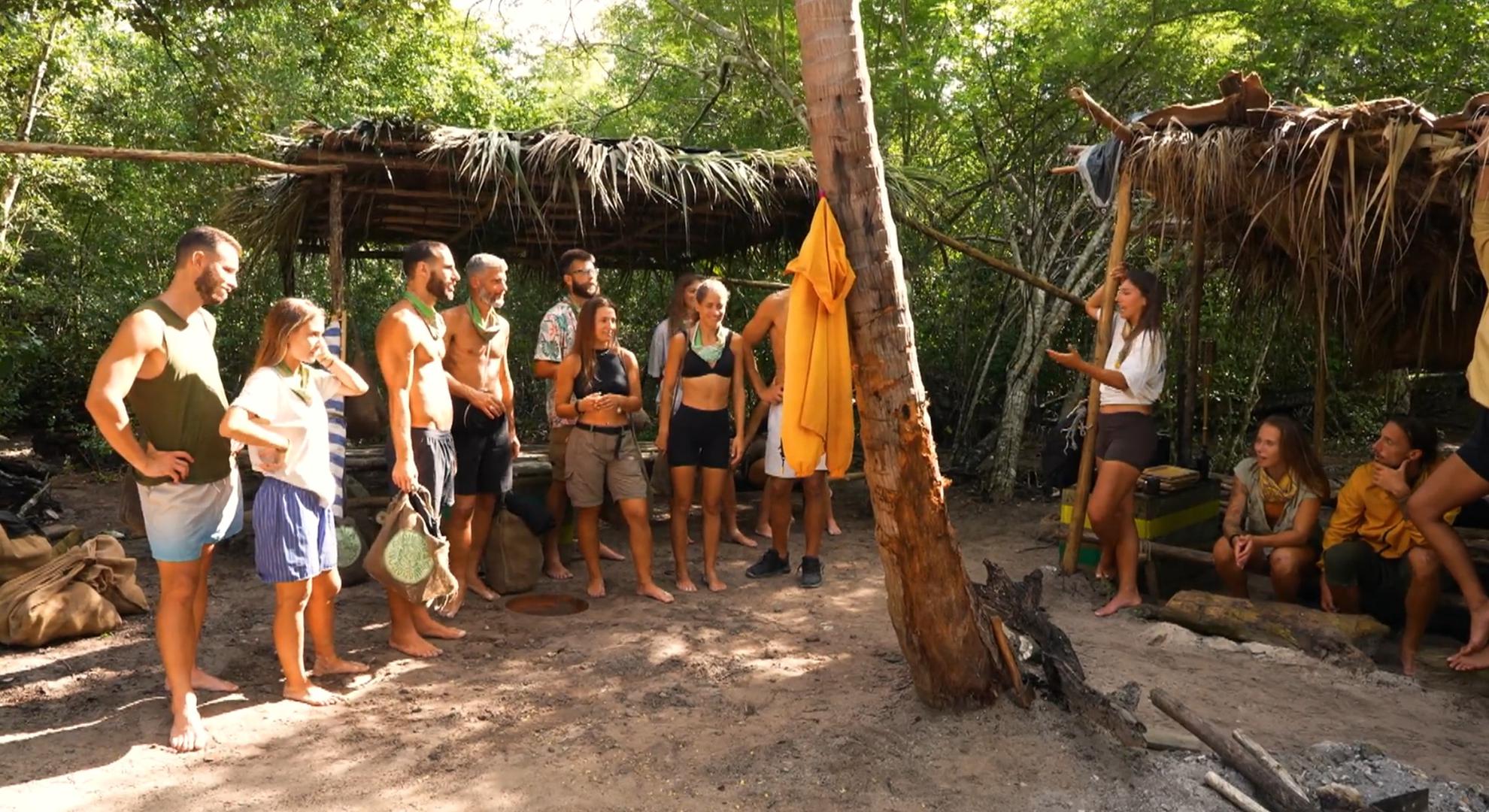Zeleno pleme prošlo je kroz iznimno napeto vijeće nakon kojeg je postalo jasno koliko pojedini članovi tima zamjeraju Adrijani na dvoličnom ponašanju u plemenu. Uoči glasovanja izostao je Nemanja, a Vlado je objasnio da je udaljen od natjecanja zbog nedoličnog ponašanja.