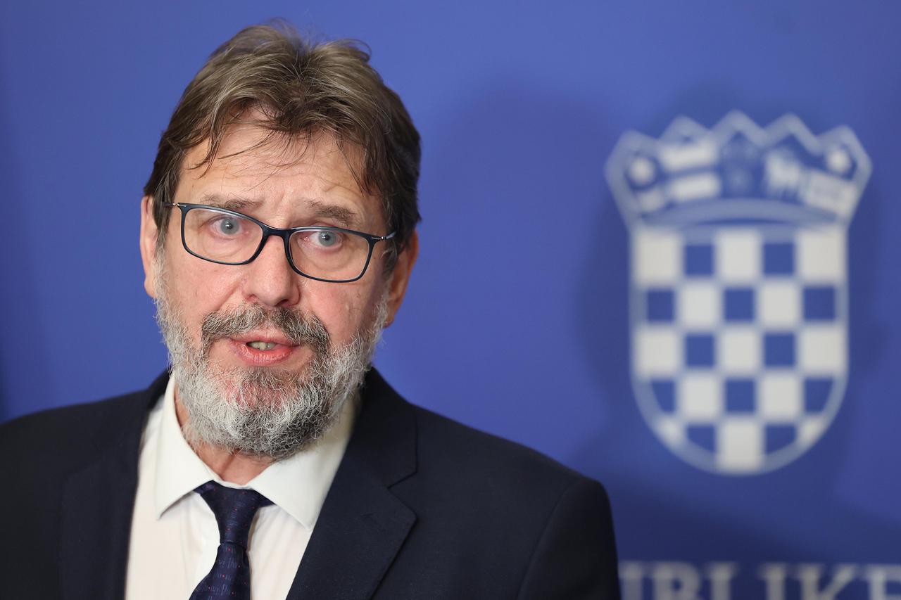 Zagreb: Nakon sastanka s premijerom Plenkovićem, Grlić Radman i Žigmanov obratili se medijima