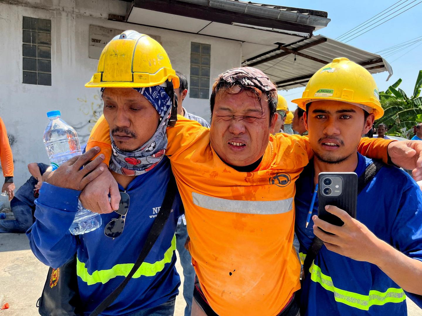 Tajlandski premijer Paetongtarn Shinawatra odmah je najavio sazivanje "hitnog sastanka". (foto: posljedice potresa u Bangkoku)
