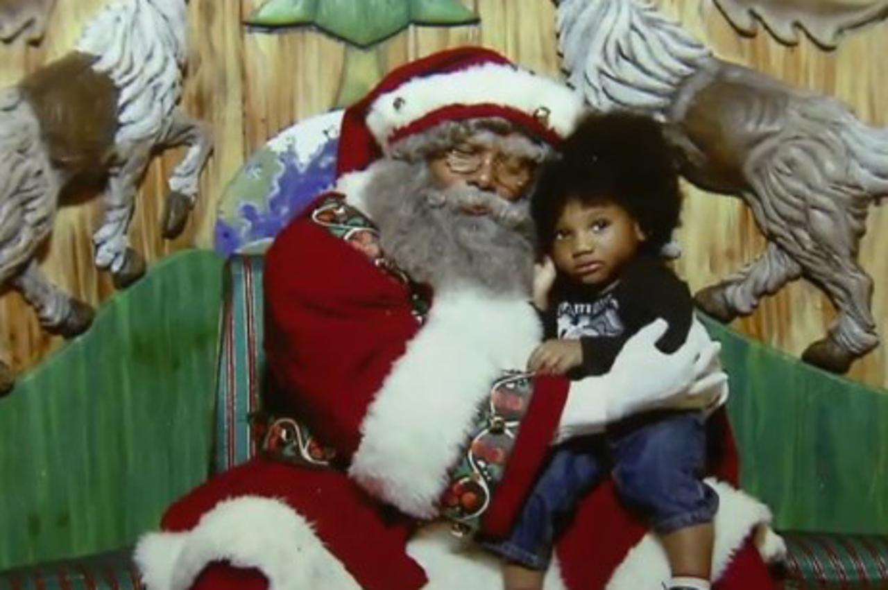 Djed Božićnjak crnac