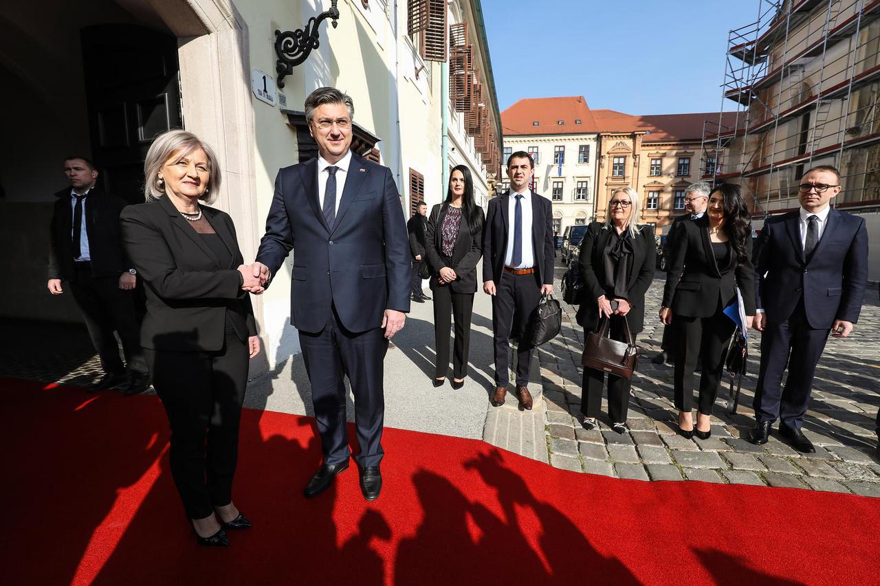 Zagreb: Andrej Plenković susreo se s Borjanom Krišto, predsjedateljicom Vijeća ministara BiH