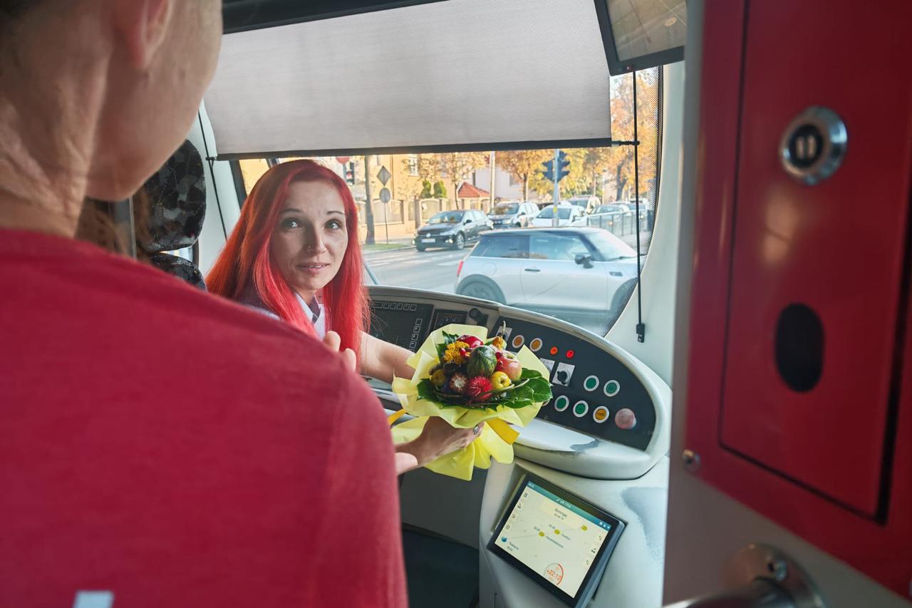 Vozačica koja ne štrajka prima podršku