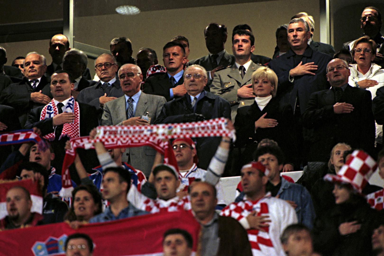 Srpska nogometna reprezentacija imala je vatreno gostovanje u Tirani, gdje je protiv Albanije u kvalifikacijama za Svjetsko prvenstvo odigrala 0:0.