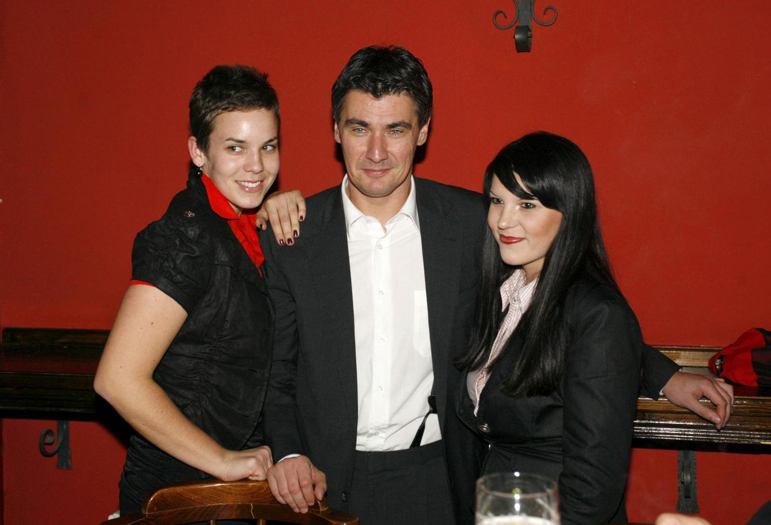 2007. sve je izgledalo nevinije. Zoran Milanović tada je imao 41 godinu, bio je relativno nepoznat, ali brzo se nametnuo