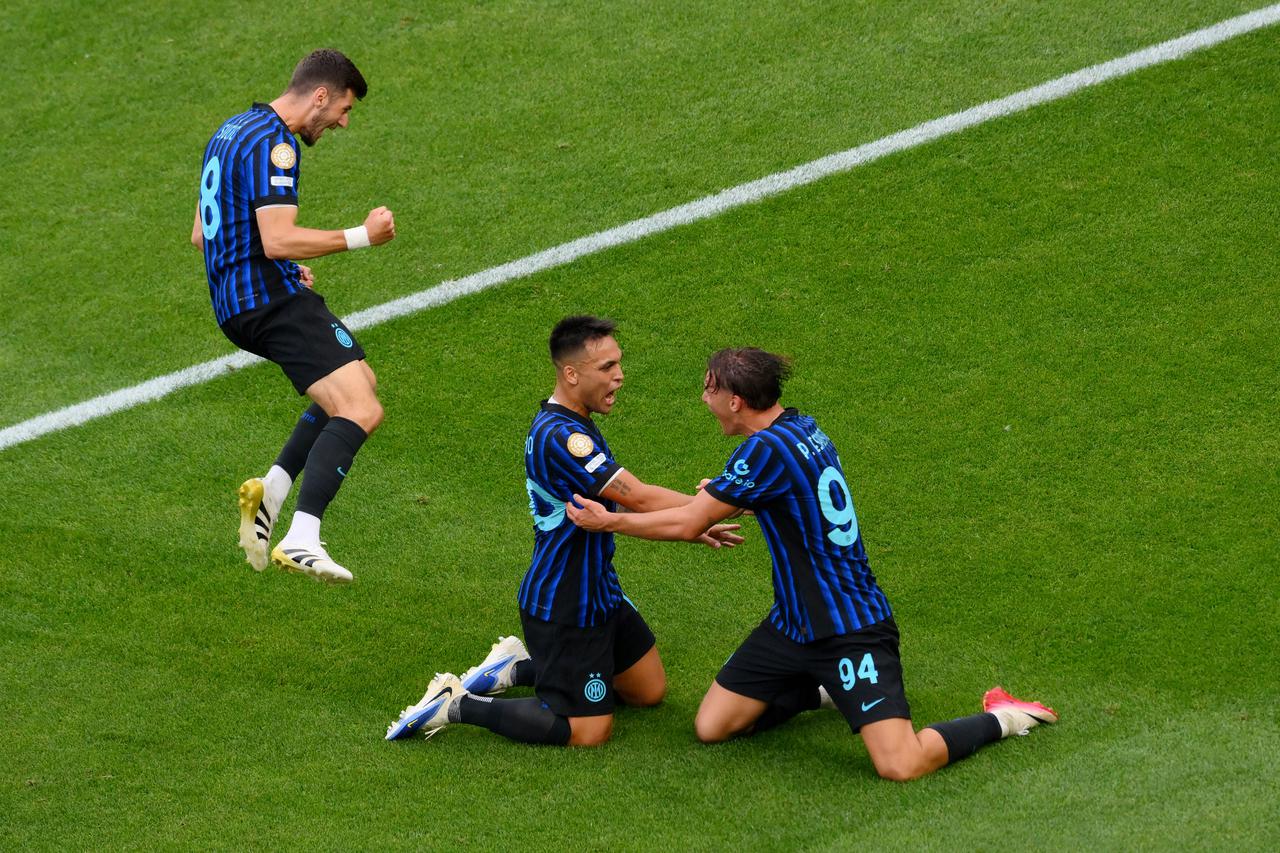 FIFA Club World Cup - Group E - Inter Milan v River Plate