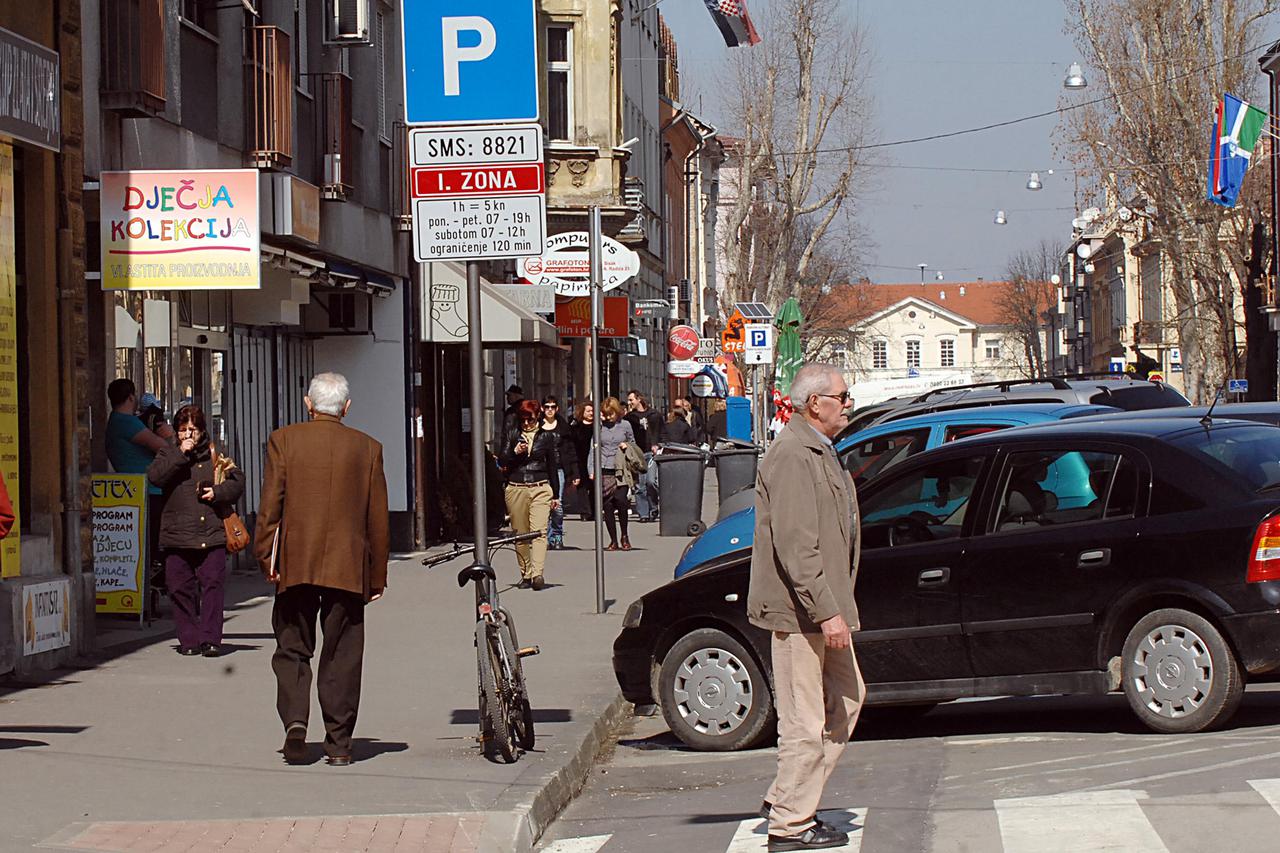 Oni koji su za Siščane donosili odluke o naplati parkiranja, sami ih se nisu pridržavali