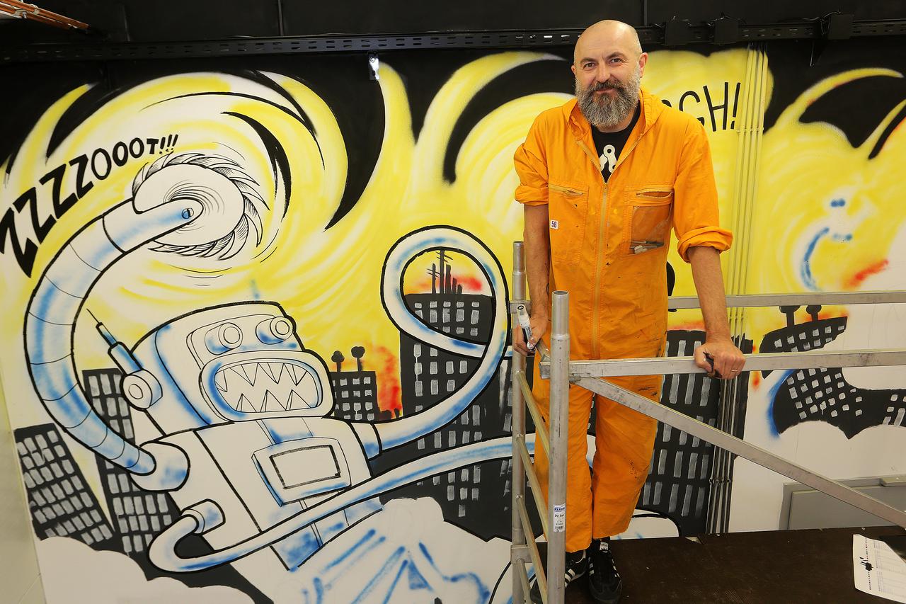 06.03.2017., Osijek - Turisticka kopnena patrola. Boris Matesic, samostalni umjetnik i poznati dobri duh grada.  Photo: Marko Mrkonjic/PIXSELL