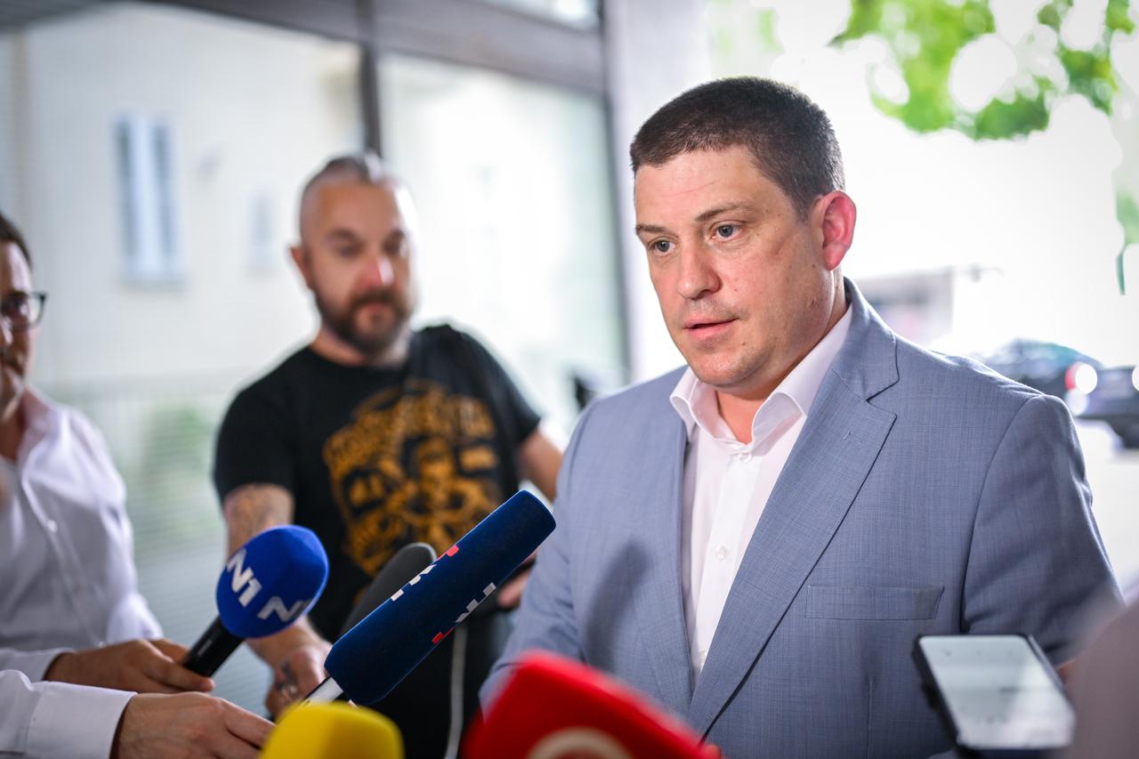 Zagreb: Dolazak članova HDZ-a na sjednicu šireg Predsjedništva stranke