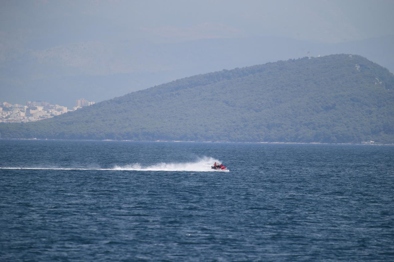 Jet ski (vodeni skuter)