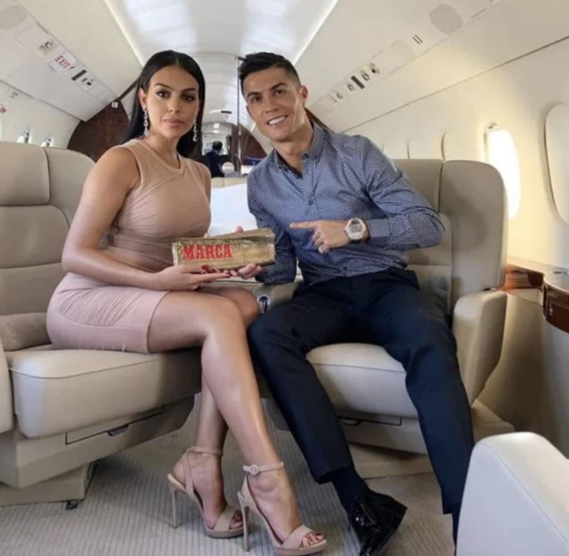 Cristiano Ronaldo otputovao je na rodnu Madeiru gdje je bio sa svojom obitelji zaručnicom Georginom Rodriguez i četvero djece
