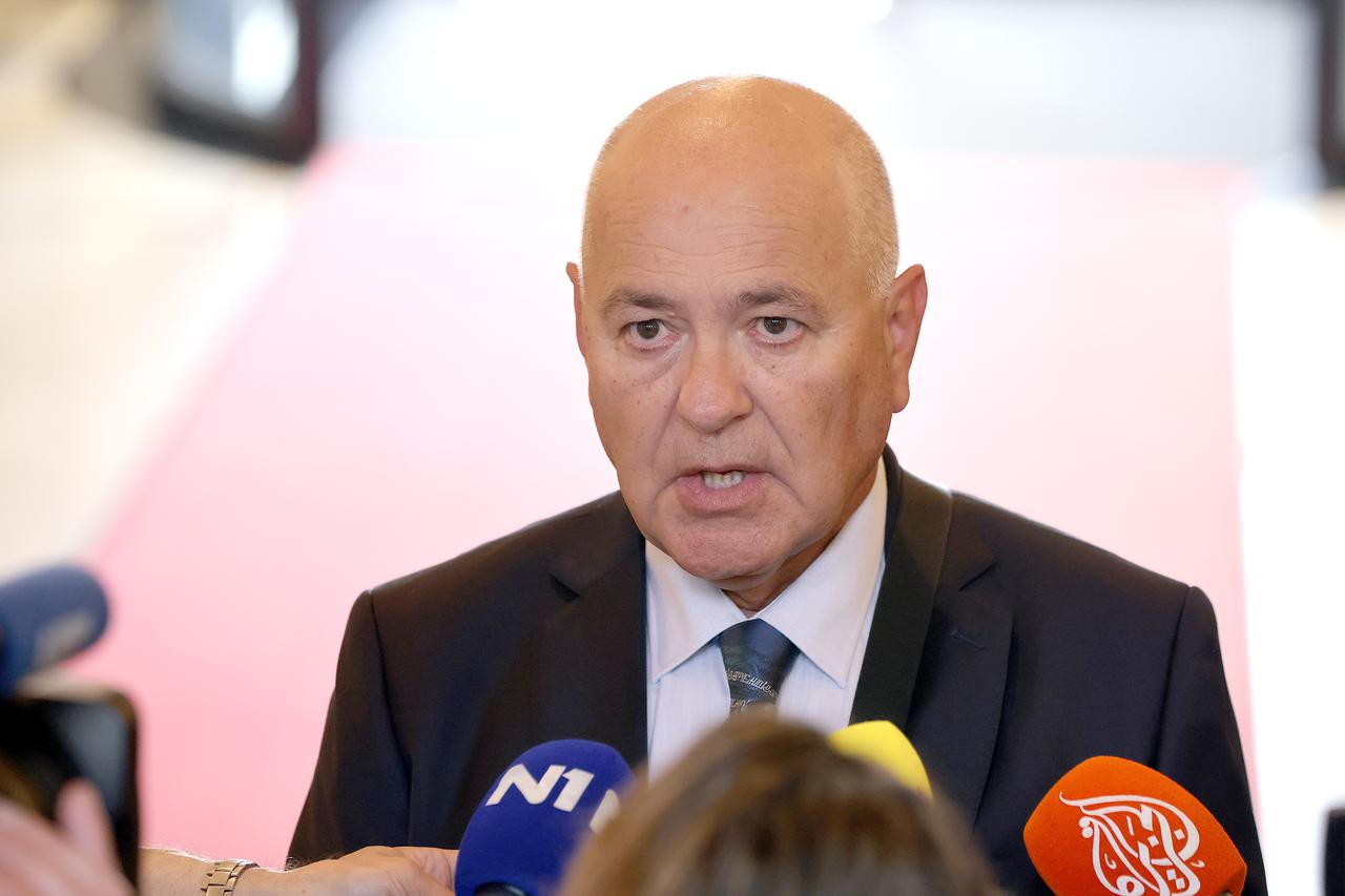 Zagreb: Damir Biloglav o aktualnim temema