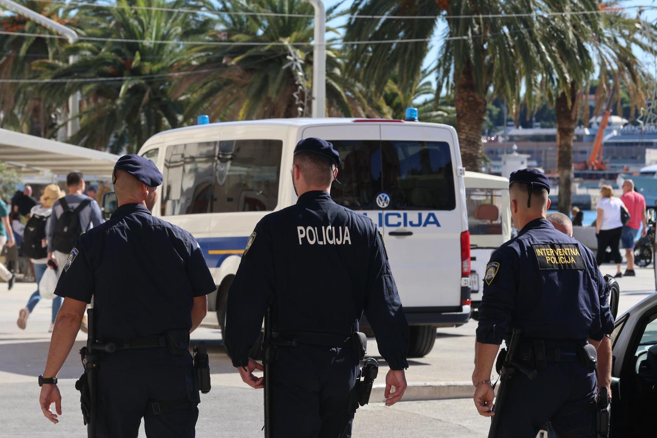 Split: Centar grada pod policijskim nadzorom zbog utakmice Hajduk - Ajax 