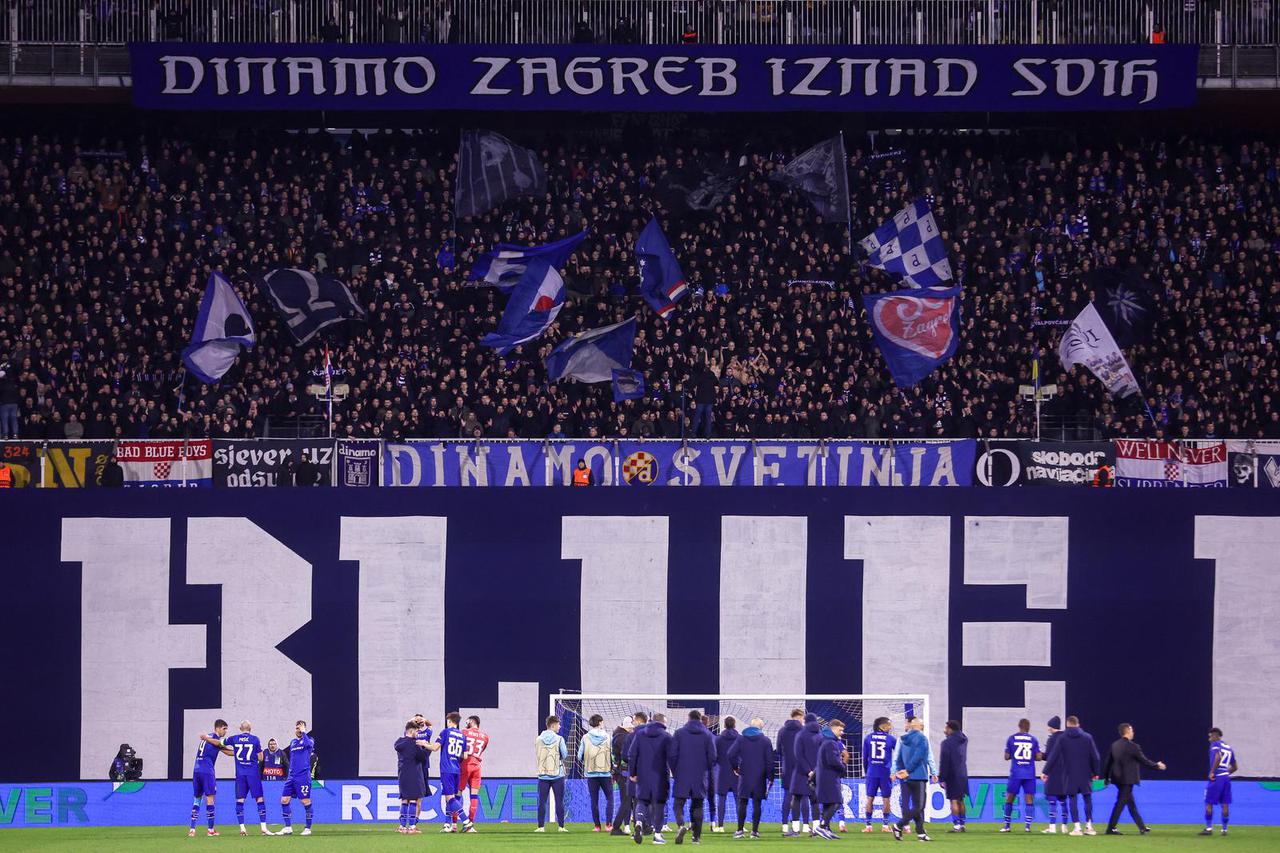Navijači na utakmici Lige prvaka između Dinama i Milana