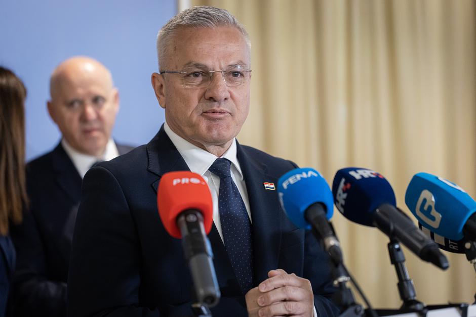 Široki Brijeg: Koordinacijski sastanak dužnosnika HDZ-a BiH u izvršnoj vlasti