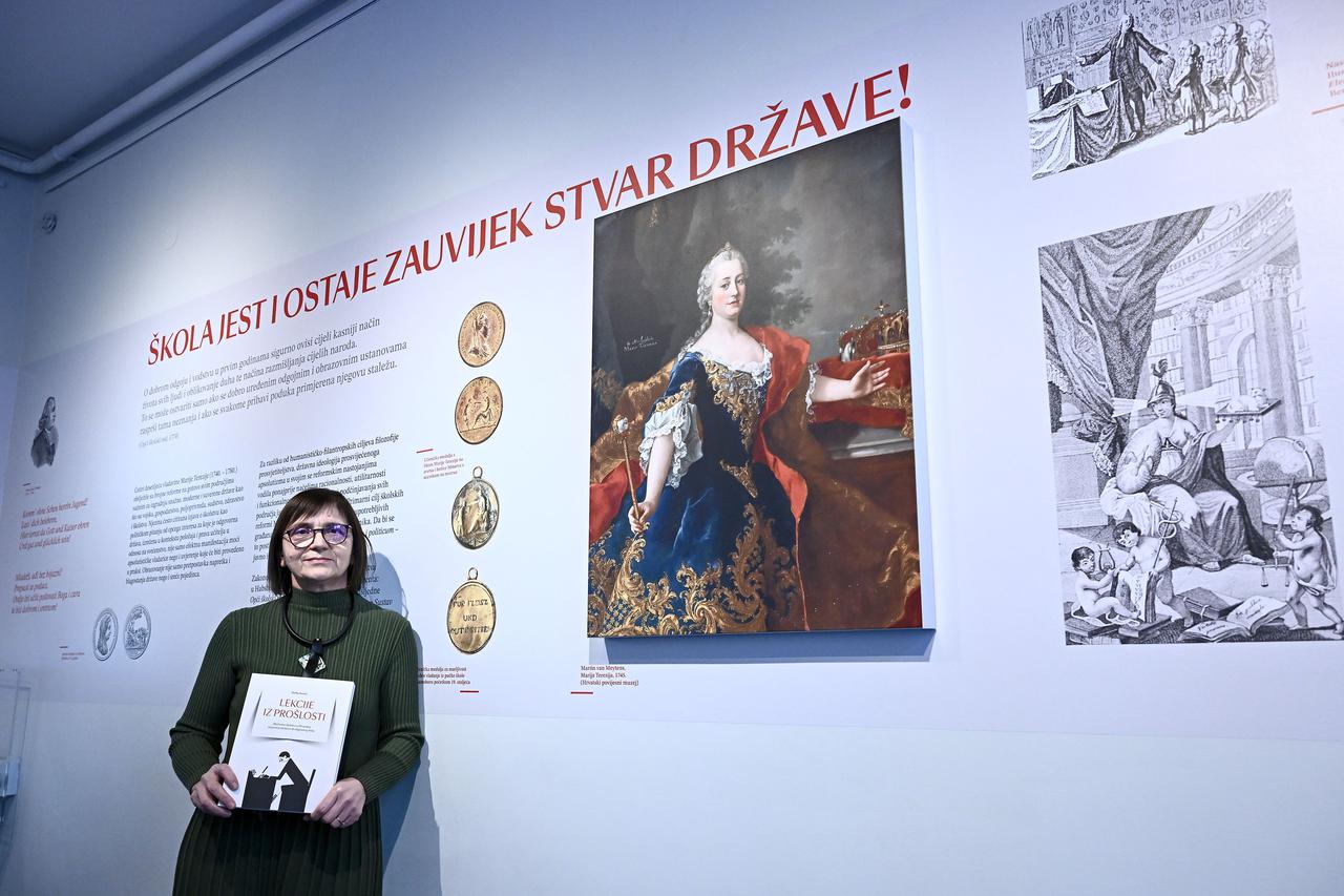 Zagreb: Izložba "Lekcije iz prošlosti" u Hrvatskom školskom muzeju 