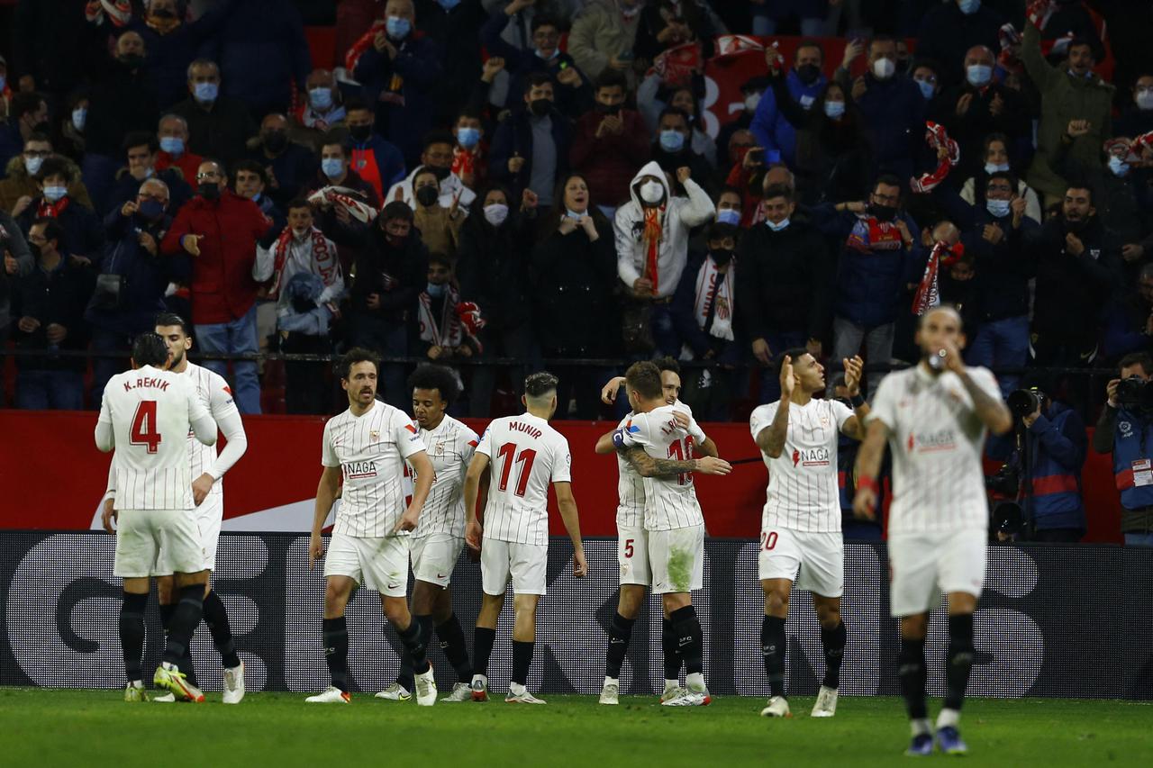 LaLiga - Sevilla v Atletico Madrid